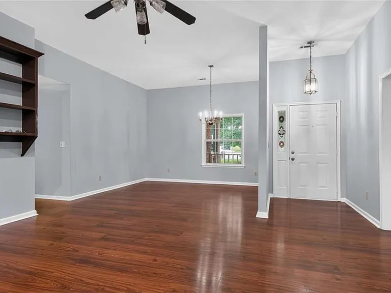 47 Sunhigh St — Photo 8