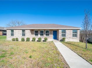 621 Priscilla Ln, Desoto, TX 75115