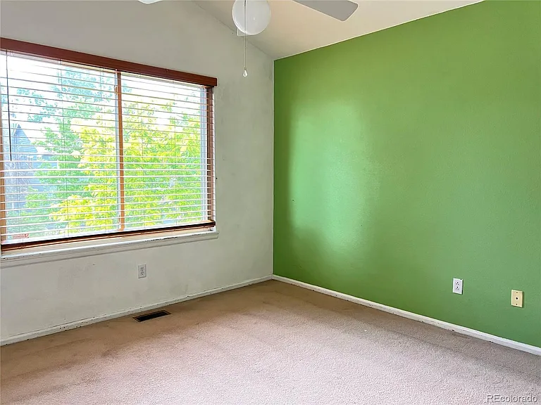 9881 Spring Hill Pl — Photo 12