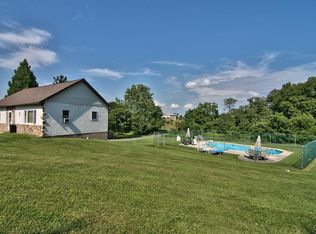 136 New Smith Dr, Kunkletown, PA 18058