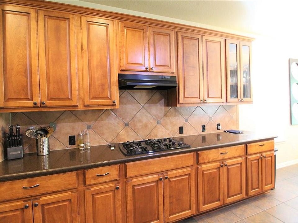 2nd image of 1548 Homewood Cir