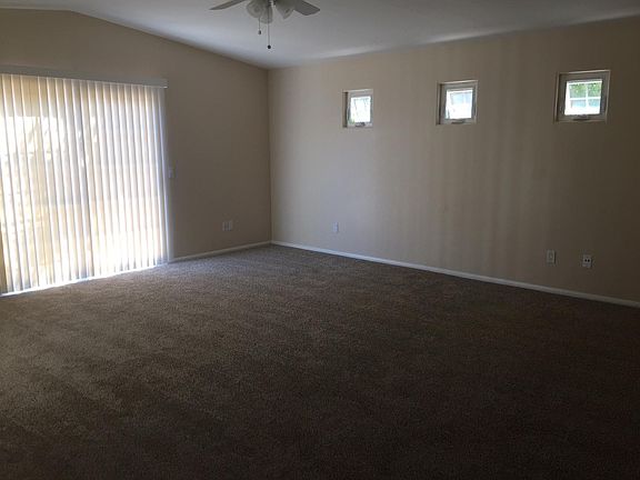 4th image of 4019-21 Willamette Ave