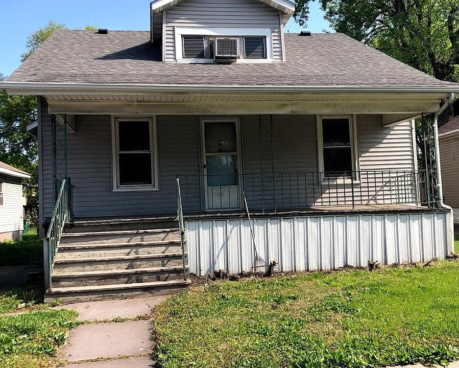 1st image of 2209 Lincoln Ave