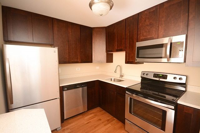 1st image of 70 W Burton Pl APT 404