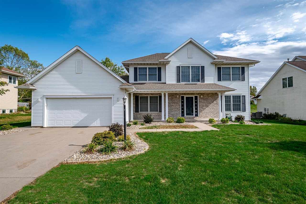 560 Auburn Hills Dr, Coralville, IA 52241 Zillow