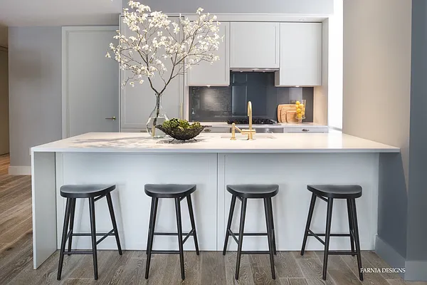 Rented by Douglas Elliman | media 21