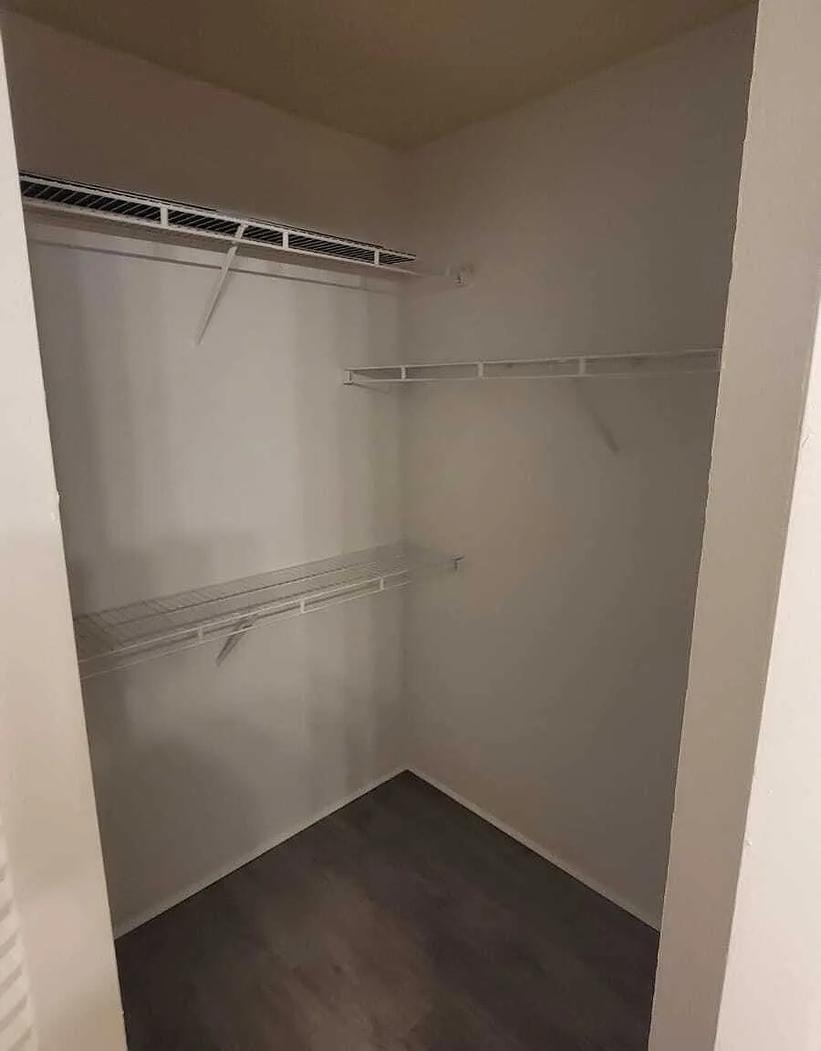 4720 Walden Cr - 1 — Photo 4