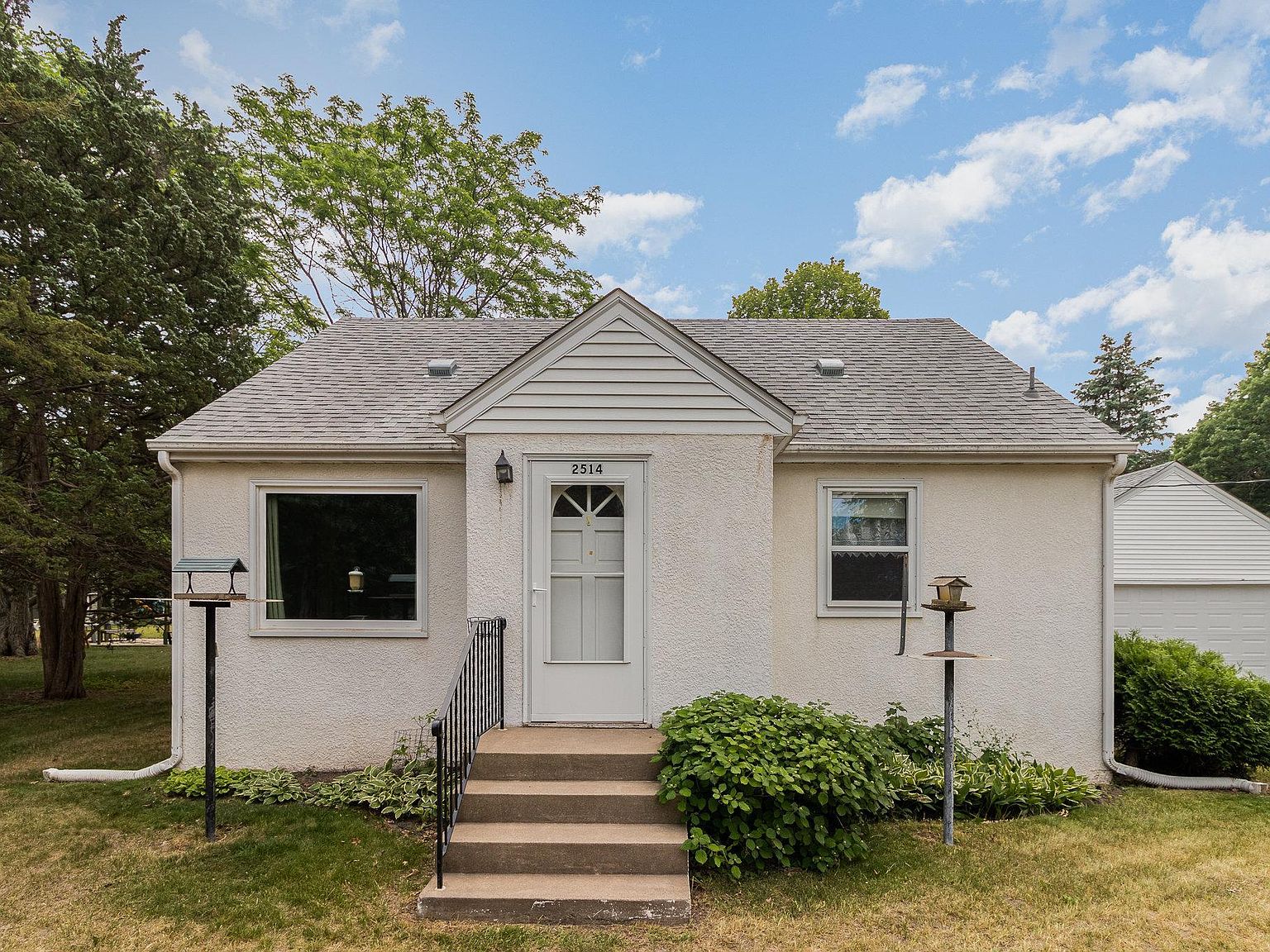 2514 Woodcrest Dr, Mounds View, MN 55112 Zillow