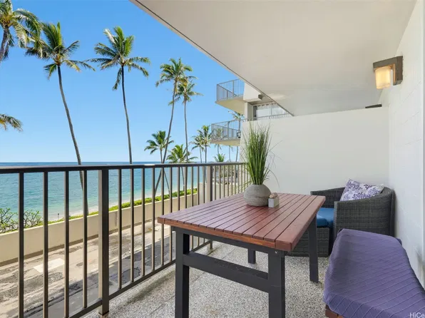 53-567 Kamehameha Hwy APT 406, Hauula, HI 96717