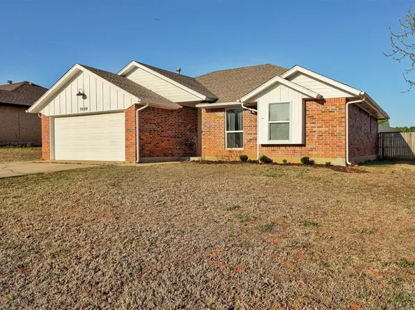 1909 Cimarron Trl, Choctaw, OK 73020