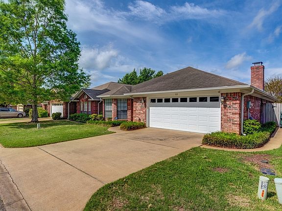 3rd image of 53 Austin Hollow Cir