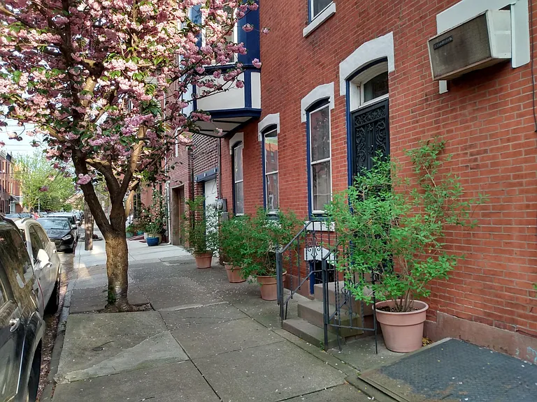 2404 Parrish St #1 — Photo 8