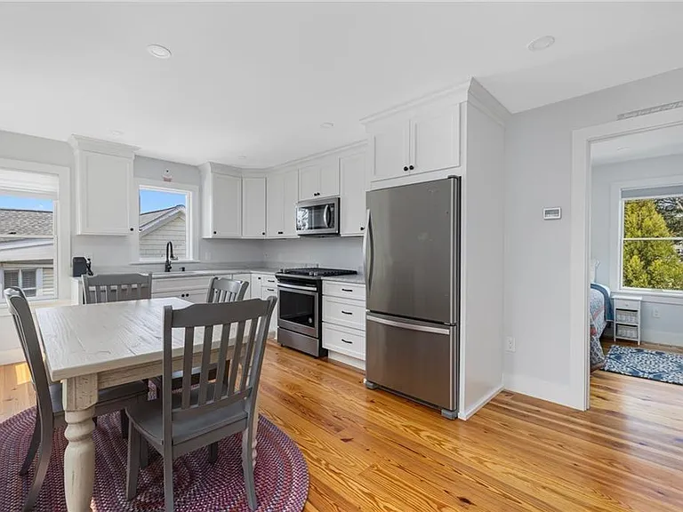 77 Pope St #2 — Photo 12