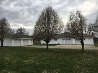 4502 David Ave, Taylorville, IL 62568