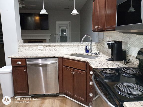 3rd image of 3826 Nadia Ln