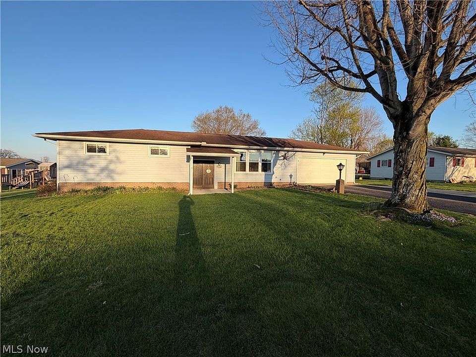 1st image of 22179 Valley View Dr