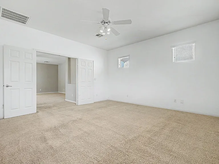 4204 Lower Saxon Ave — Photo 17