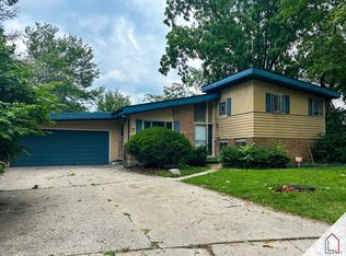 7 Warwick Ct, Park Forest, IL