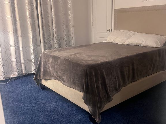 3rd image of 41 Colin St Floor 1