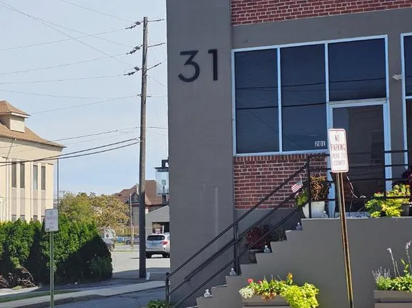 31 S Sterley St #401, Shillington, PA 19607