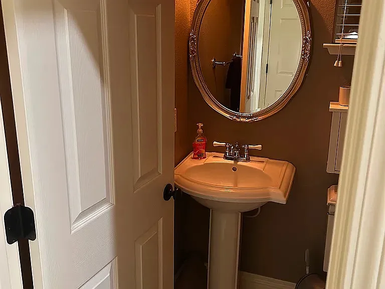 7106 Pelican St #2 — Photo 5