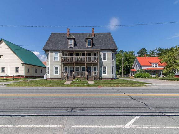 4th image of 395 Main Street
