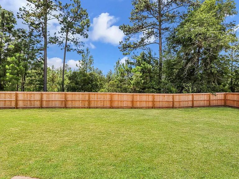 233 Madison Belle Ln — Photo 32