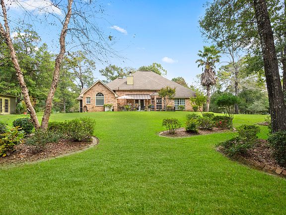 5th image of 17701 Riverwalk Dr