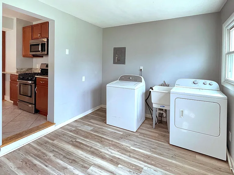 74 Woodward Heights Blvd — Photo 9
