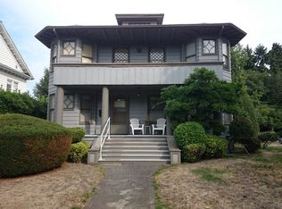 1102 16th Ave E, Seattle, WA 98112