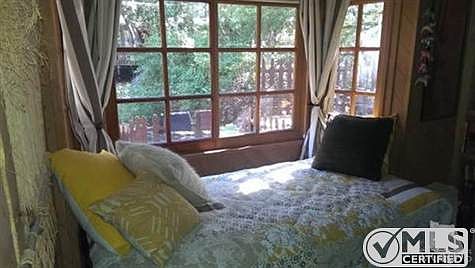 3rd image of 25677 Wildwood Dr