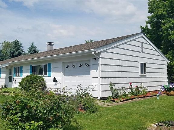3rd image of 5791 Fairview Dr