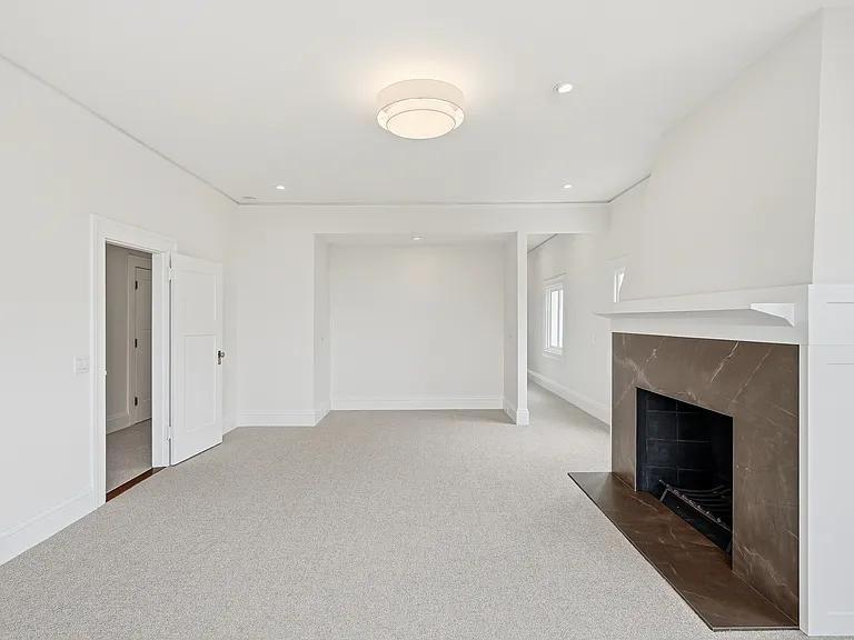 2998 Pacific Ave — Photo 65