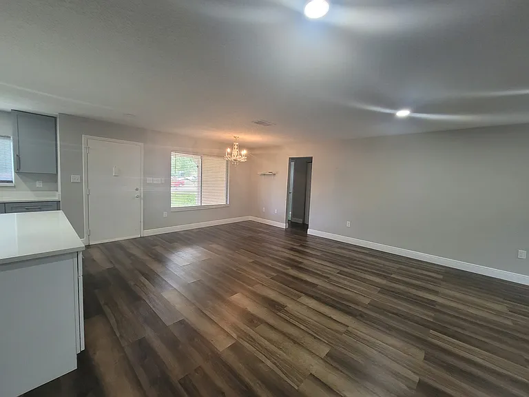 10481 Montpelier Cir — Photo 9