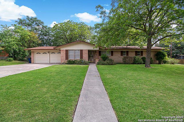 1st image of 3953 Willowbrook Dr