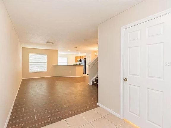 4th image of 2655 Oleander Lakes Dr