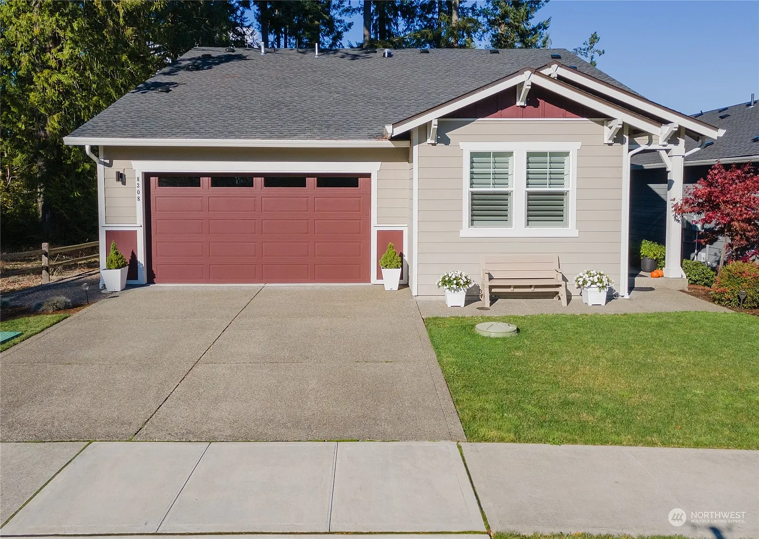 8308 56th Avenue NE photo 1