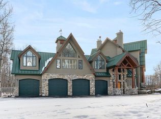 3 N Woodlands Estates Cres, Rocky View County, AB T3R1H1