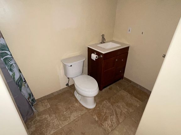2nd image of 1818 Granada Ave APT 2