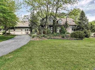 888 Cold Spring Rd, Elizabethtown, PA 17022