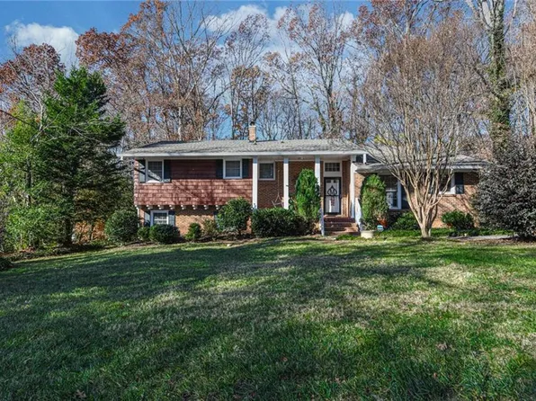 2705 Tillbrook Pl, Greensboro, NC 27408