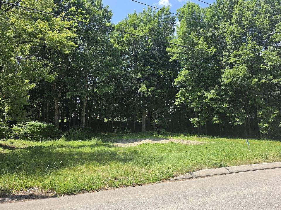 2nd image of 41 Hillside Street