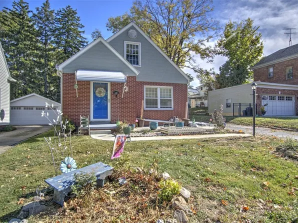 128 N Victoria Ave, Decatur, IL 62522