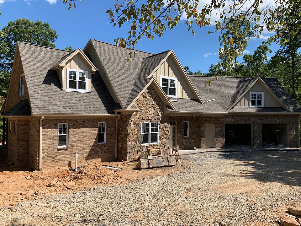 1st image of 3710 Wellington Dr SE