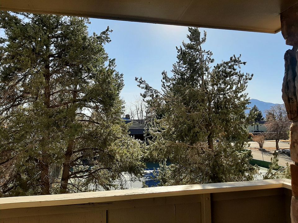 Flatiron view from unobstructed balcony