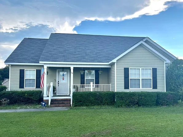 15 Sterling Green Ct, Camden, SC 29020