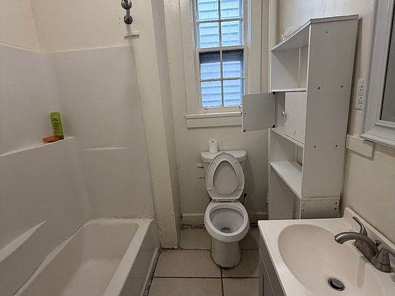 2nd image of 18 1st Ave APT 1
