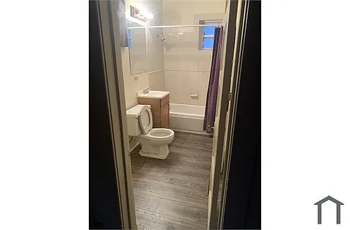 212 Smith Ave #1 Photo 1