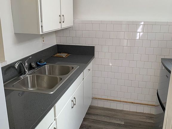 5th image of 125 S Croft Ave #11828686