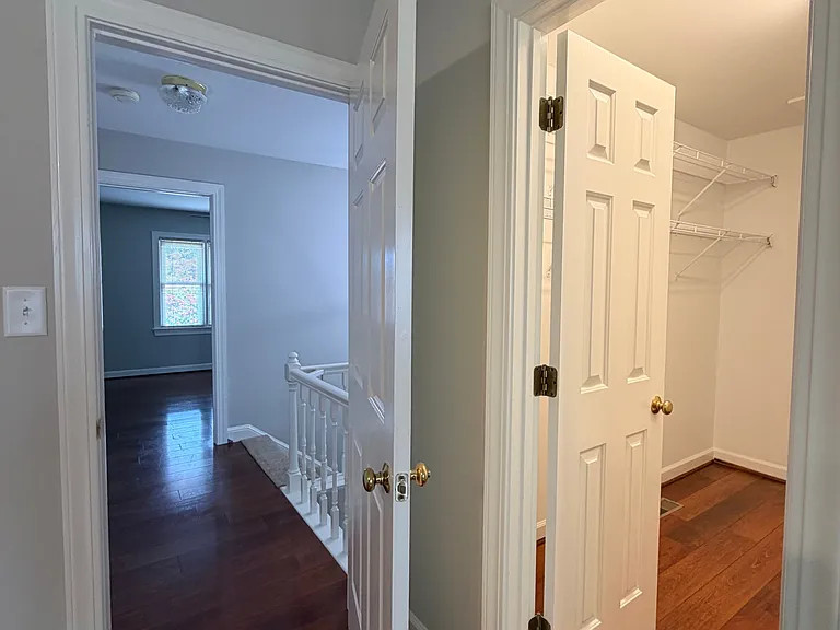 351 S Cherry St — Photo 32